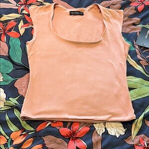 Dusty rose color scoop neck crop tee new